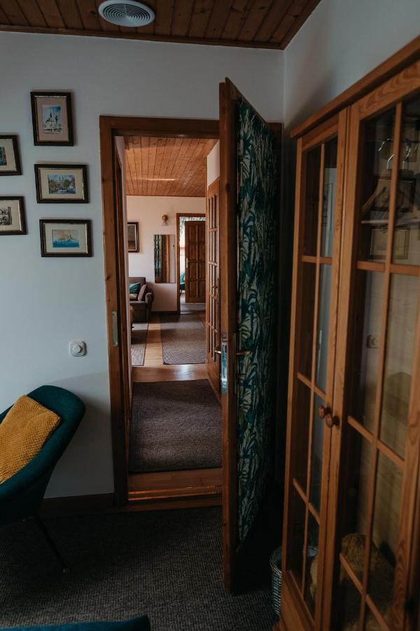 Hemina Vendeghaz Hotell Tata Eksteriør bilde